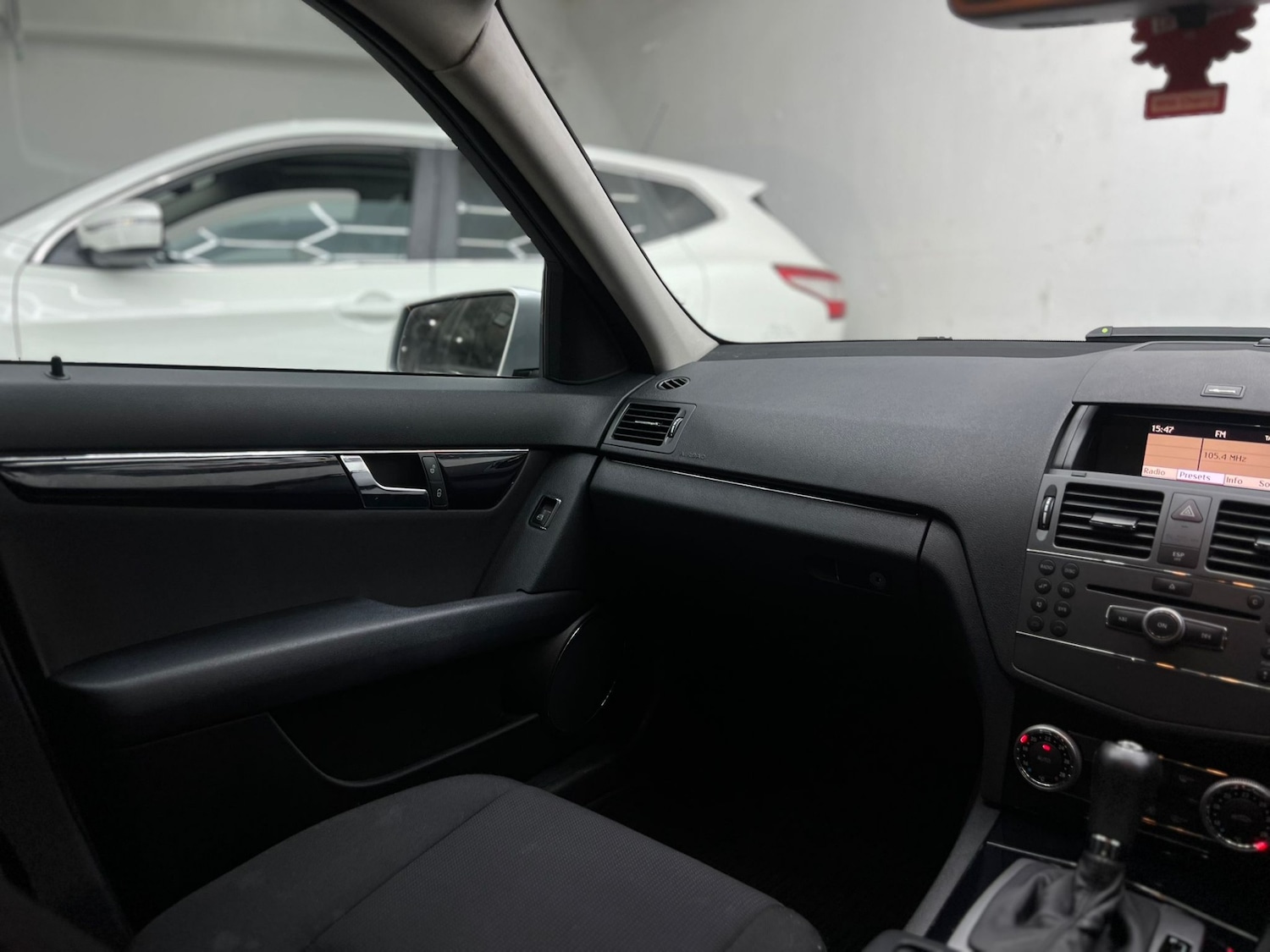 Used Mercedes-Benz C Class 2010 for sale - 77445995: Photo 58