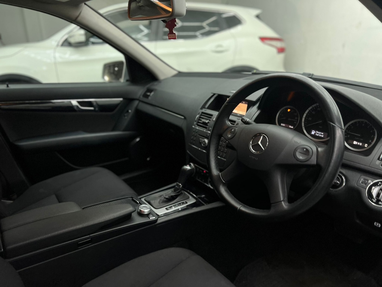 Used Mercedes-Benz C Class 2010 for sale - 77445995: Photo 59