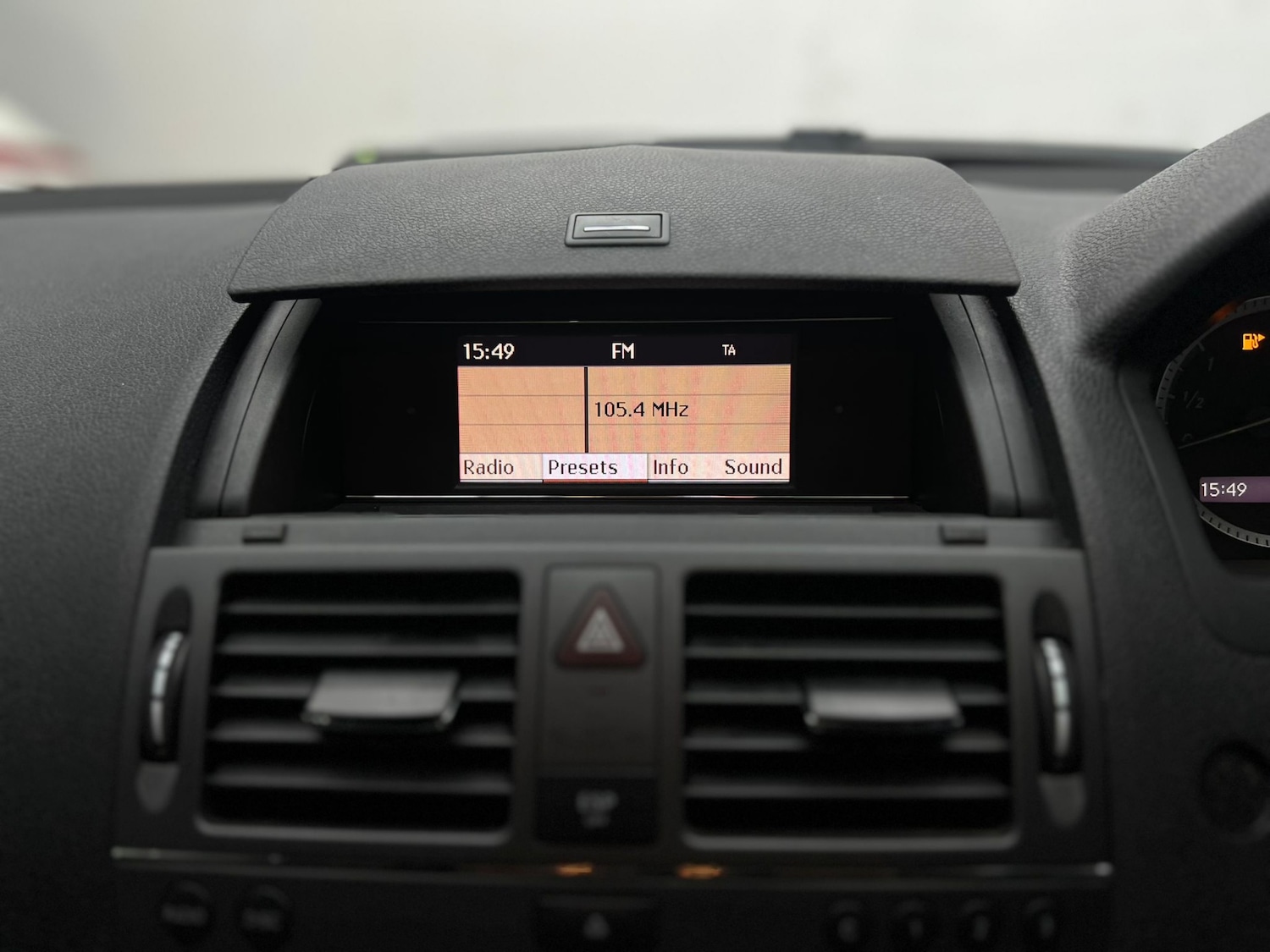 Used Mercedes-Benz C Class 2010 for sale - 77445995: Photo 63