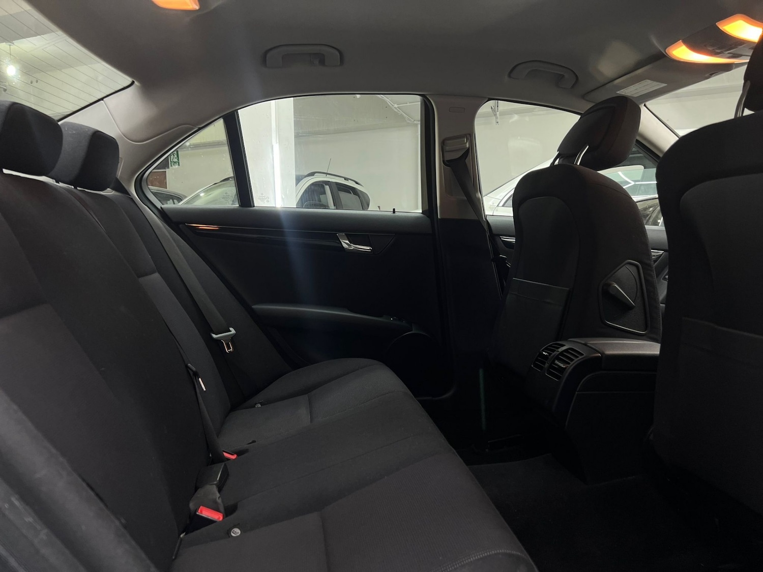 Used Mercedes-Benz C Class 2010 for sale - 77445995: Photo 65