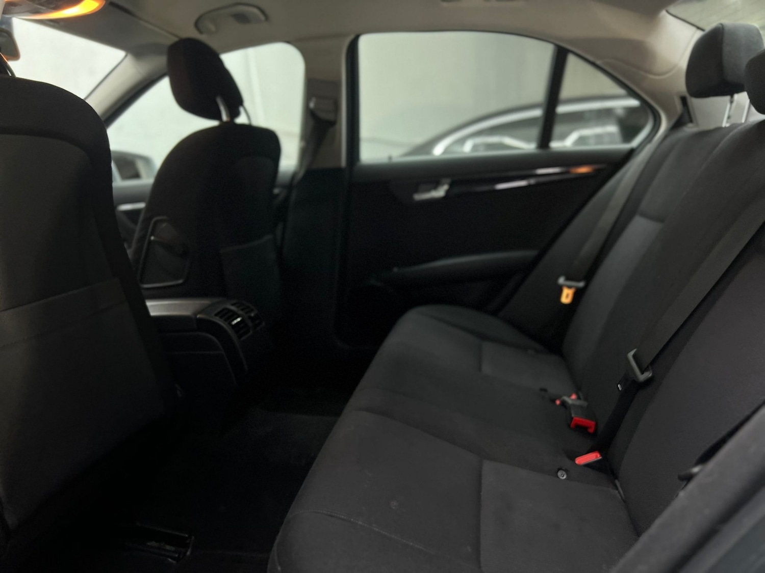 Used Mercedes-Benz C Class 2010 for sale - 77445995: Photo 67