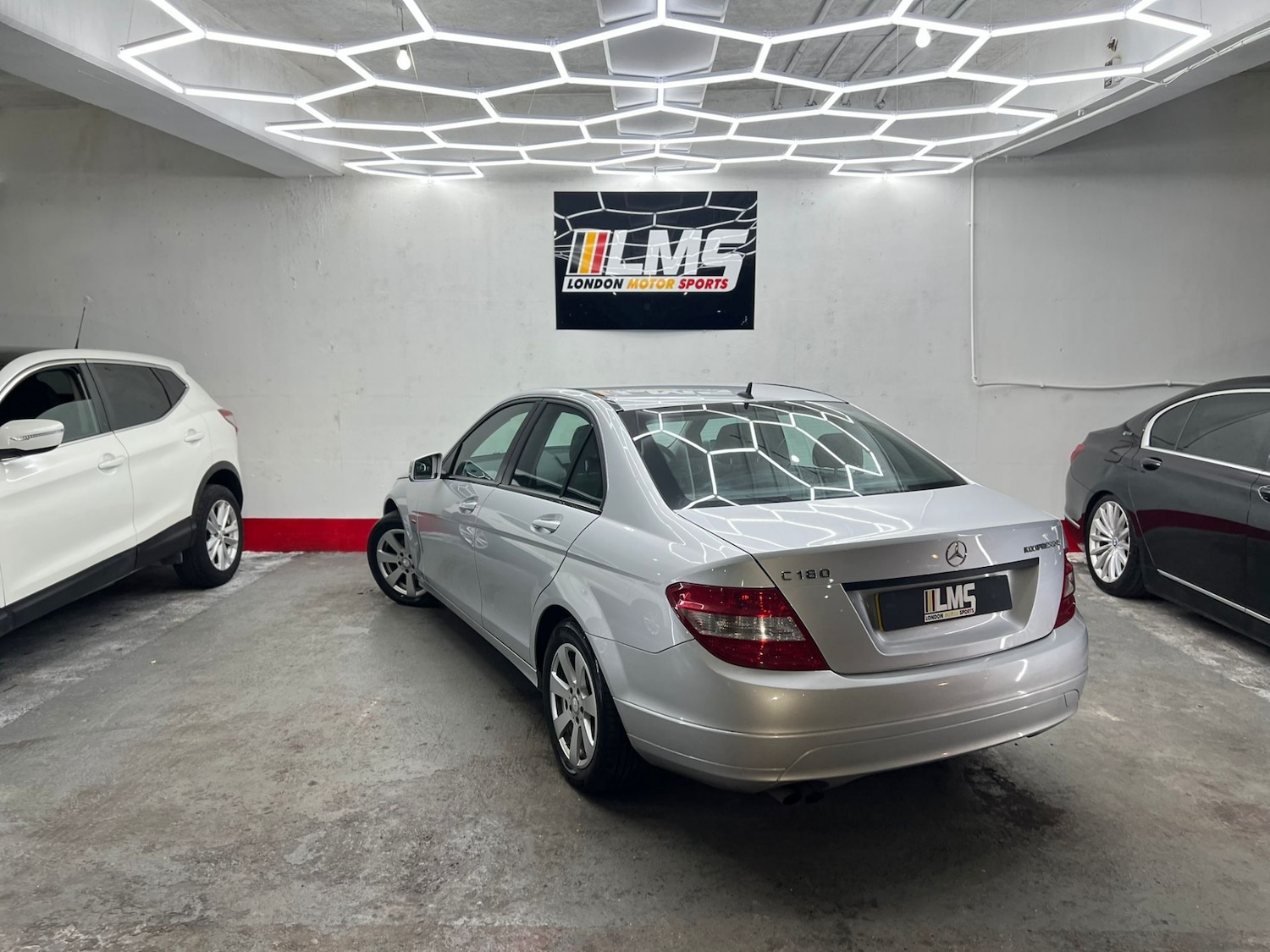Used Mercedes-Benz C Class 2010 for sale - 77445995: Photo 70