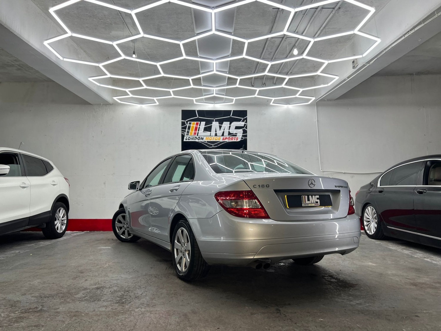 Used Mercedes-Benz C Class 2010 for sale - 77445995: Photo 74