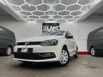 Used Volkswagen Polo 2015 for sale - 79583225: Photo