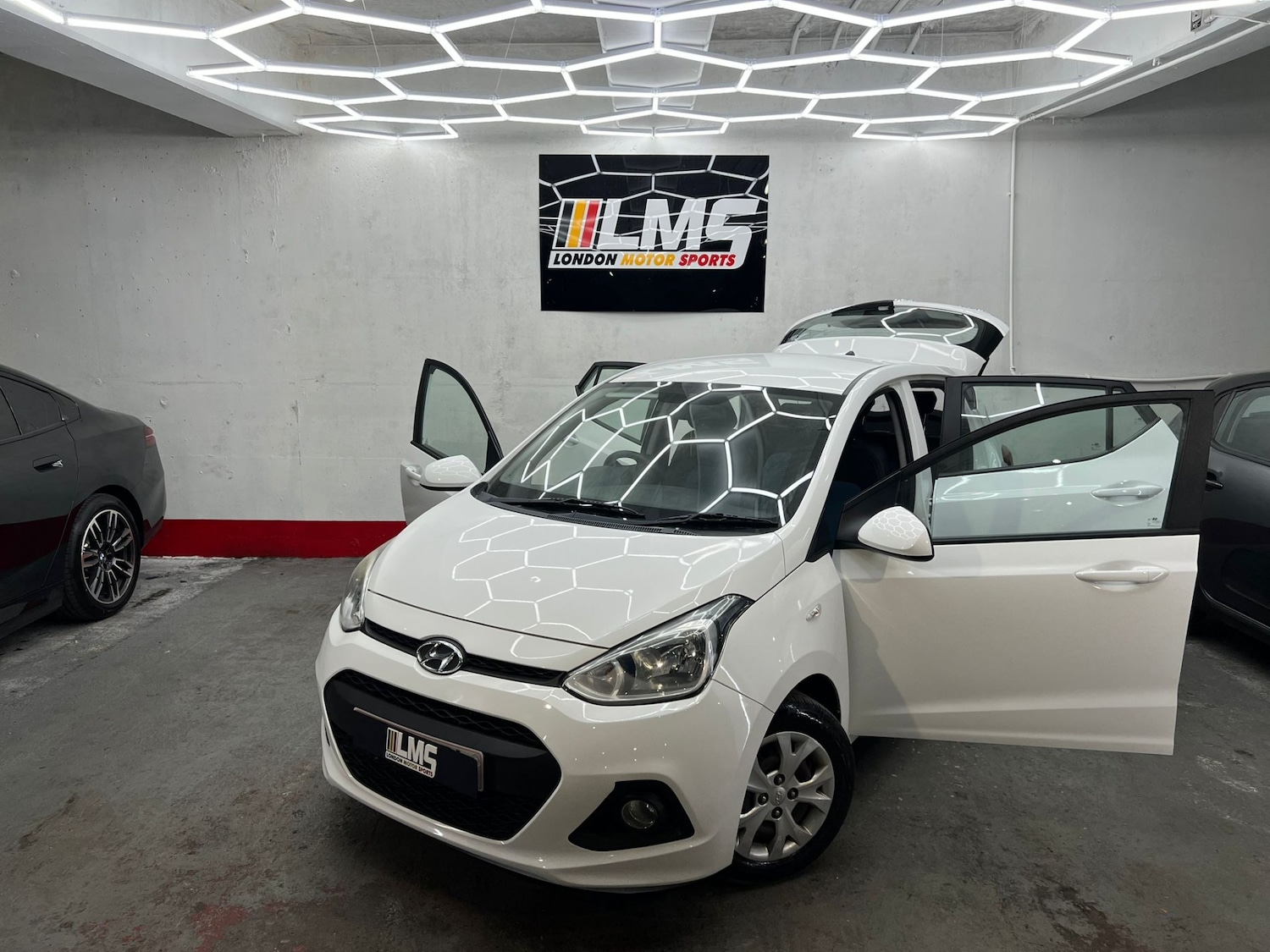 Used Hyundai i10 2016 for sale - 77946140: Photo 16