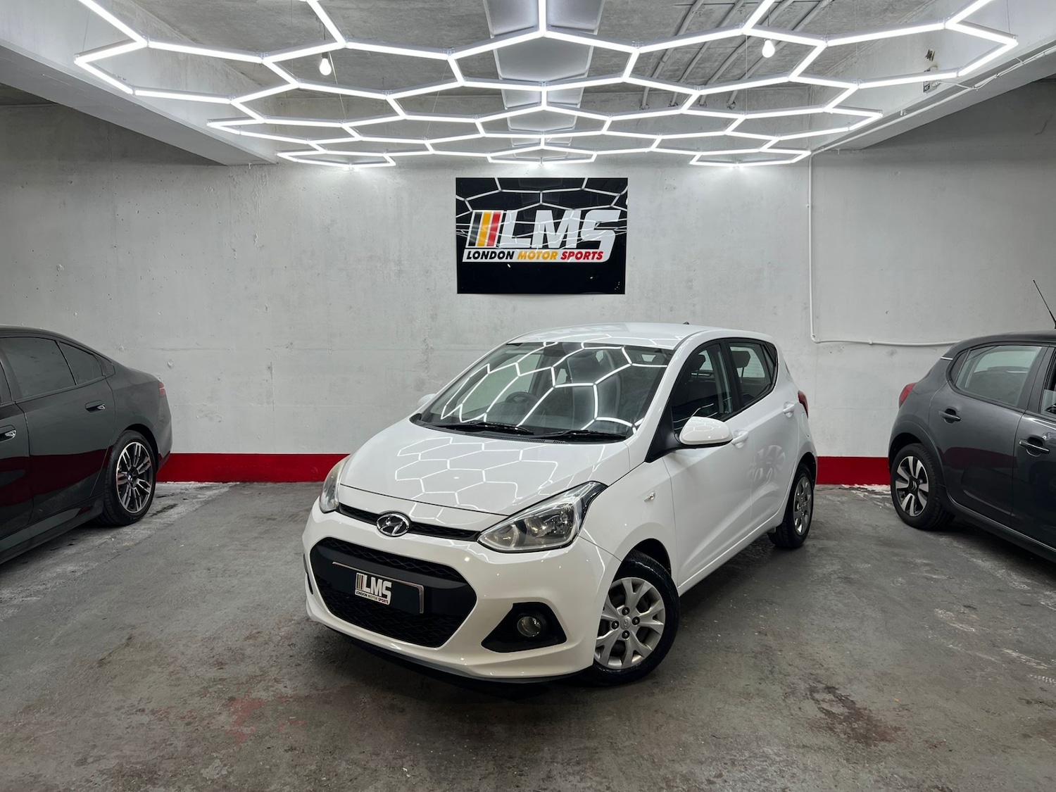 Used Hyundai i10 2016 for sale - 77946140: Photo 3