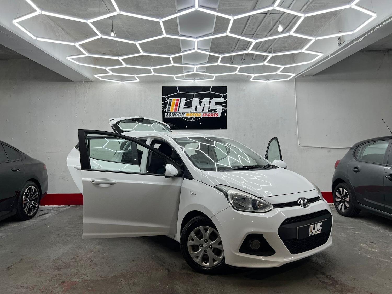 Used Hyundai i10 2016 for sale - 77946140: Photo 33