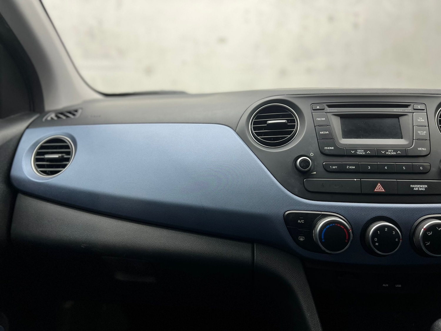 Used Hyundai i10 2016 for sale - 77946140: Photo 50