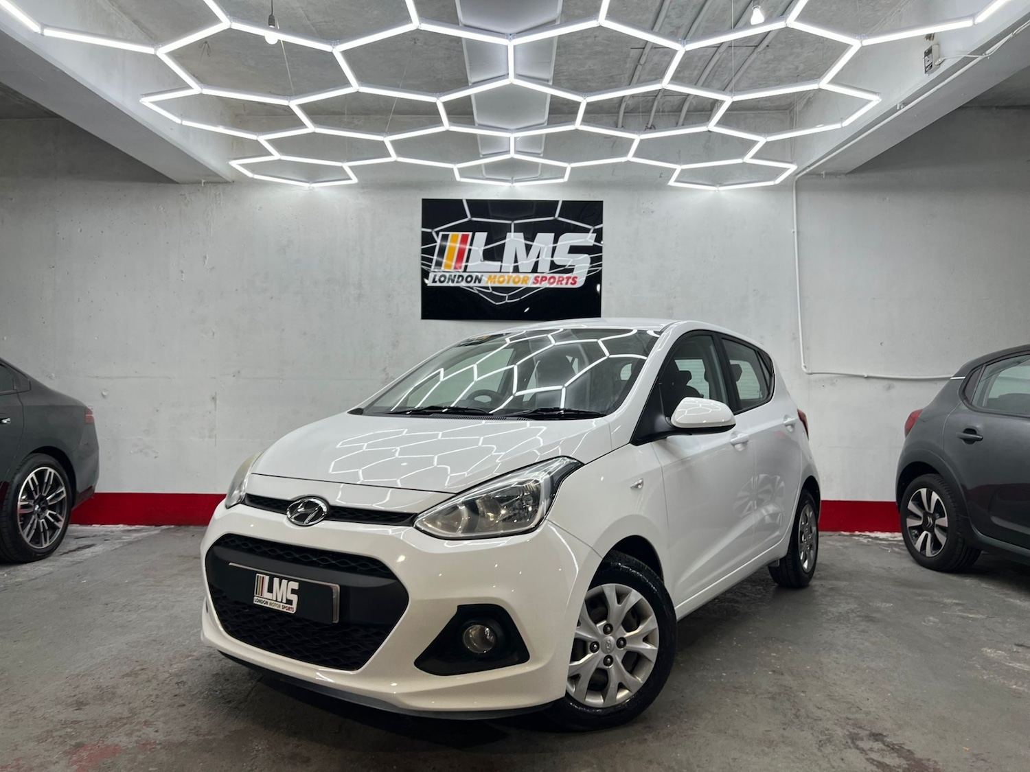 Used Hyundai i10 2016 for sale - 77946140: Photo 6