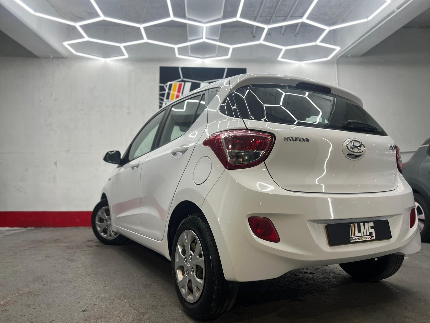 Used Hyundai i10 2016 for sale - 77946140: Photo 60