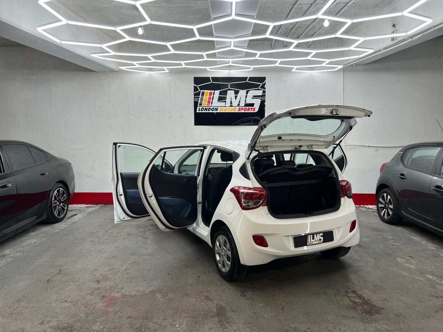 Used Hyundai i10 2016 for sale - 77946140: Photo 70