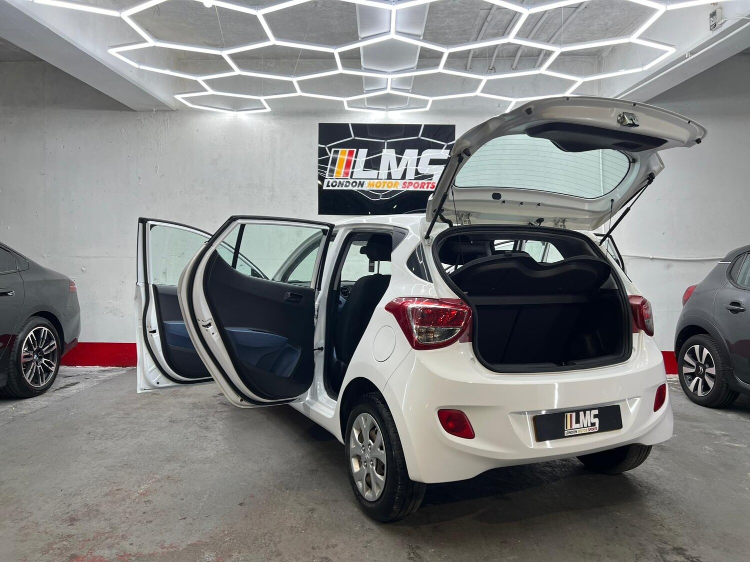 Used Hyundai i10 2016 for sale - 77946140: Photo 72