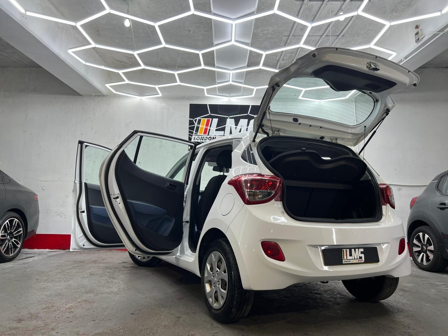 Used Hyundai i10 2016 for sale - 77946140: Photo 73