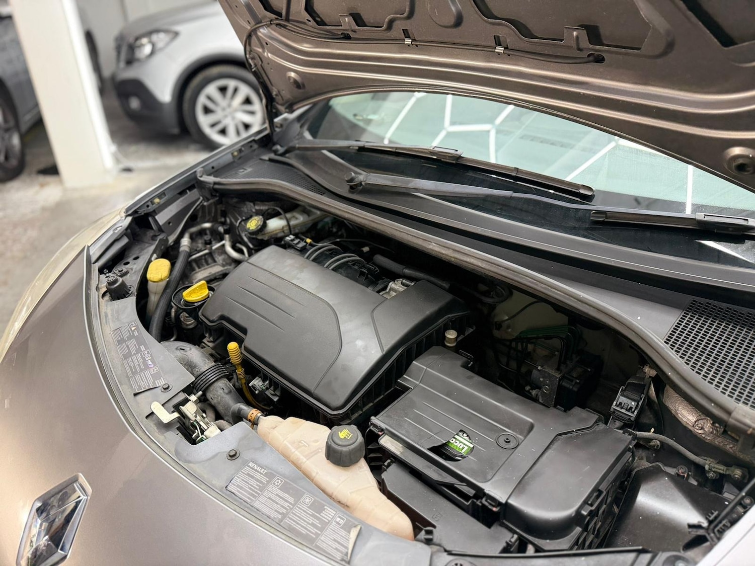 Used Renault Clio 2010 for sale - 77149697: Photo 13