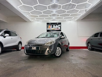 Used Renault Clio 2010 for sale - 77149697: Photo