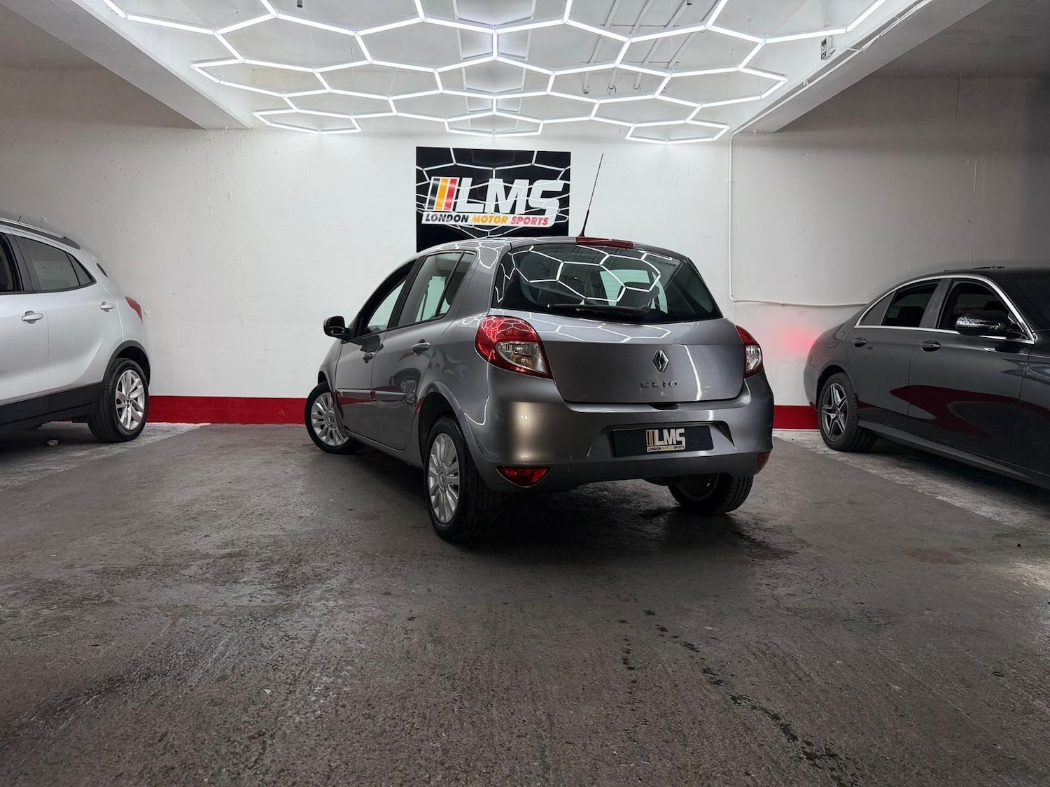 Used Renault Clio 2010 for sale - 77149697: Photo 66