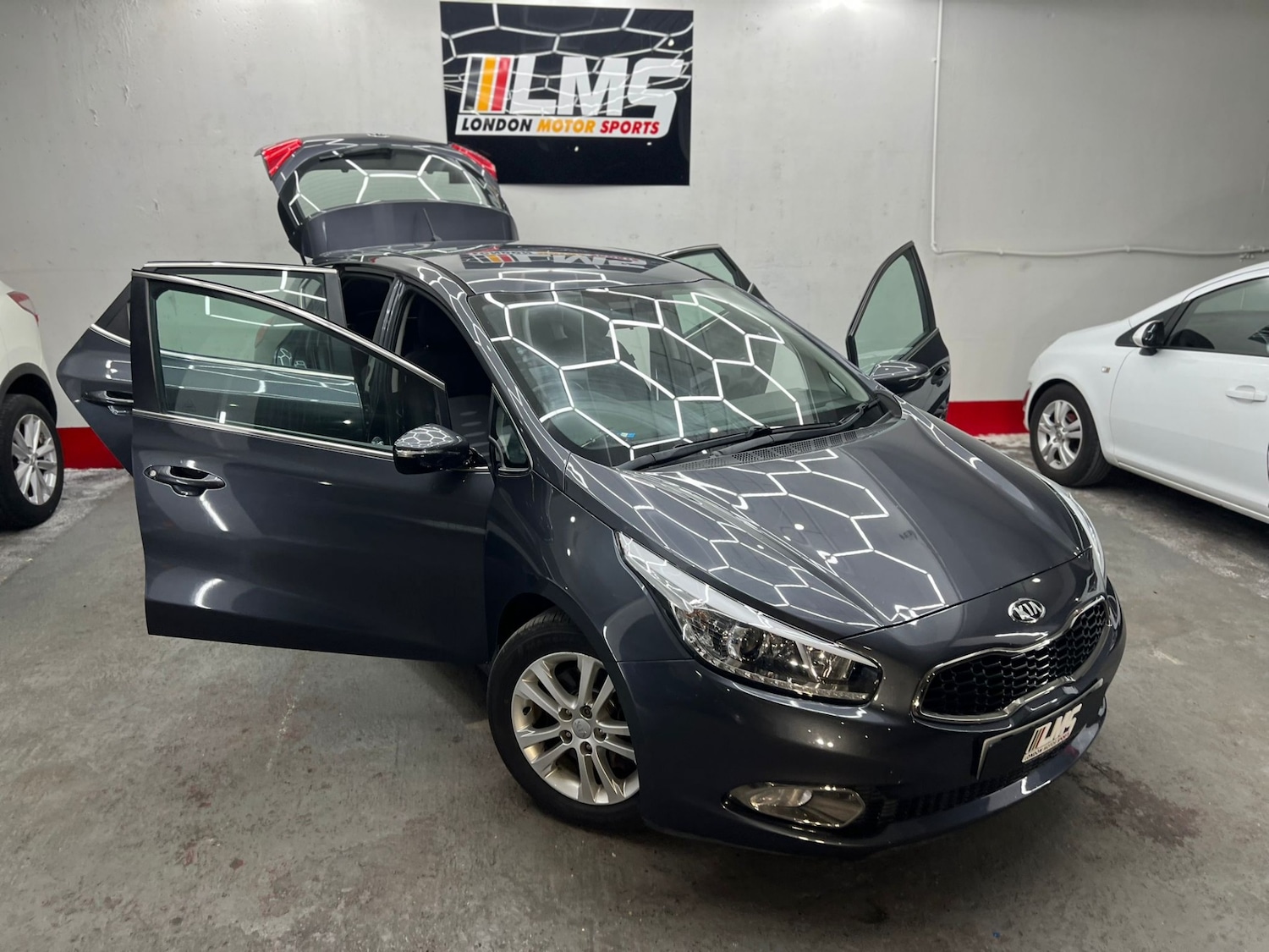 Used Kia Ceed 2014 for sale - 77461997: Photo 35