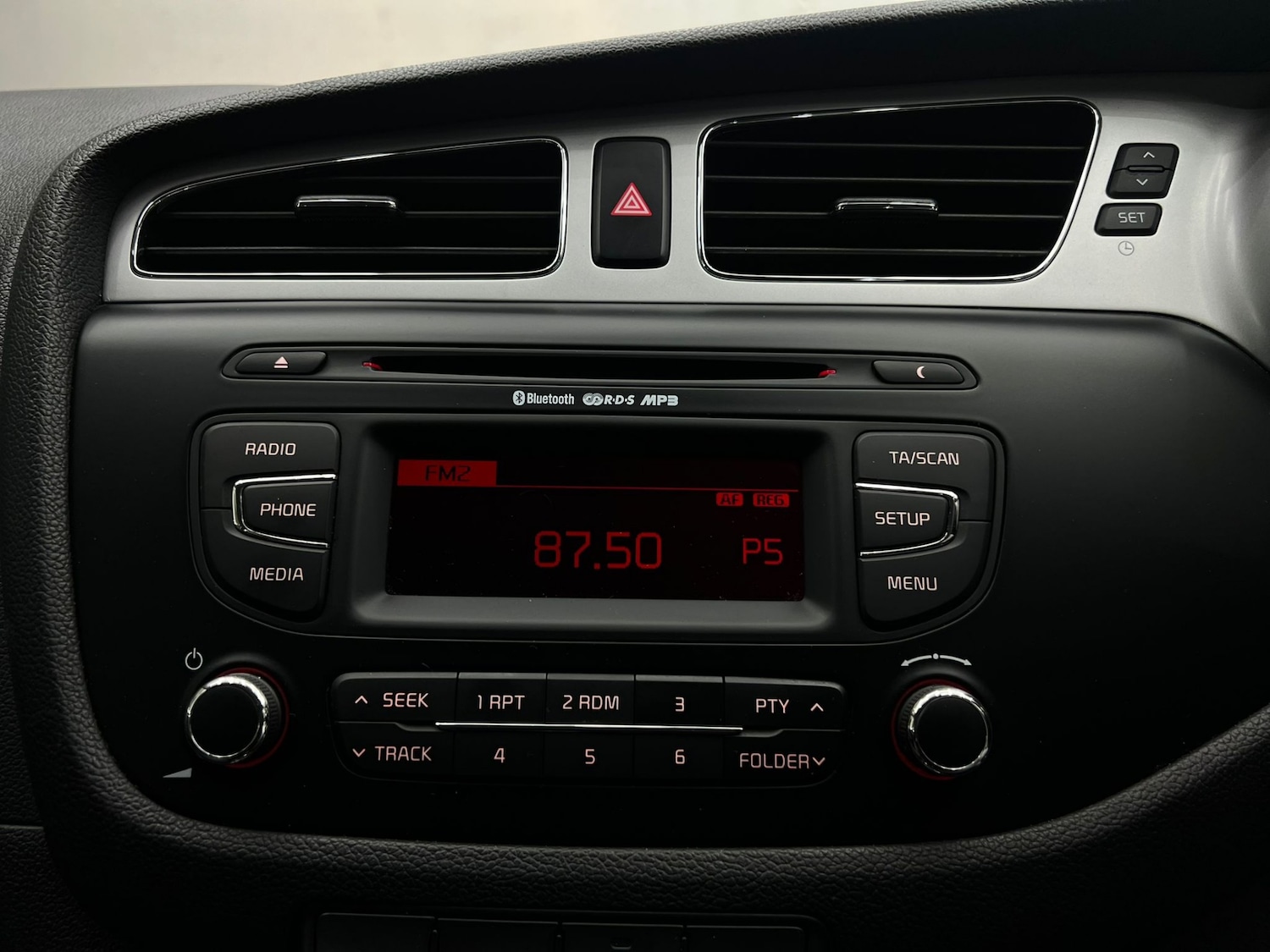 Used Kia Ceed 2014 for sale - 77461997: Photo 59