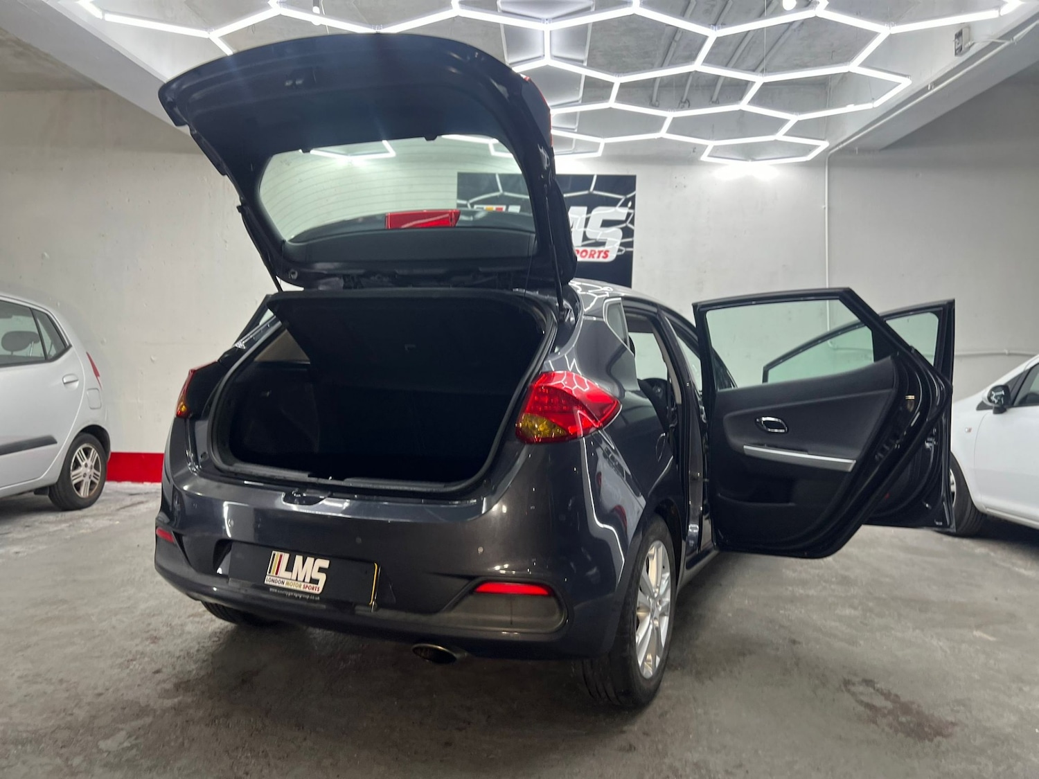 Used Kia Ceed 2014 for sale - 77461997: Photo 80