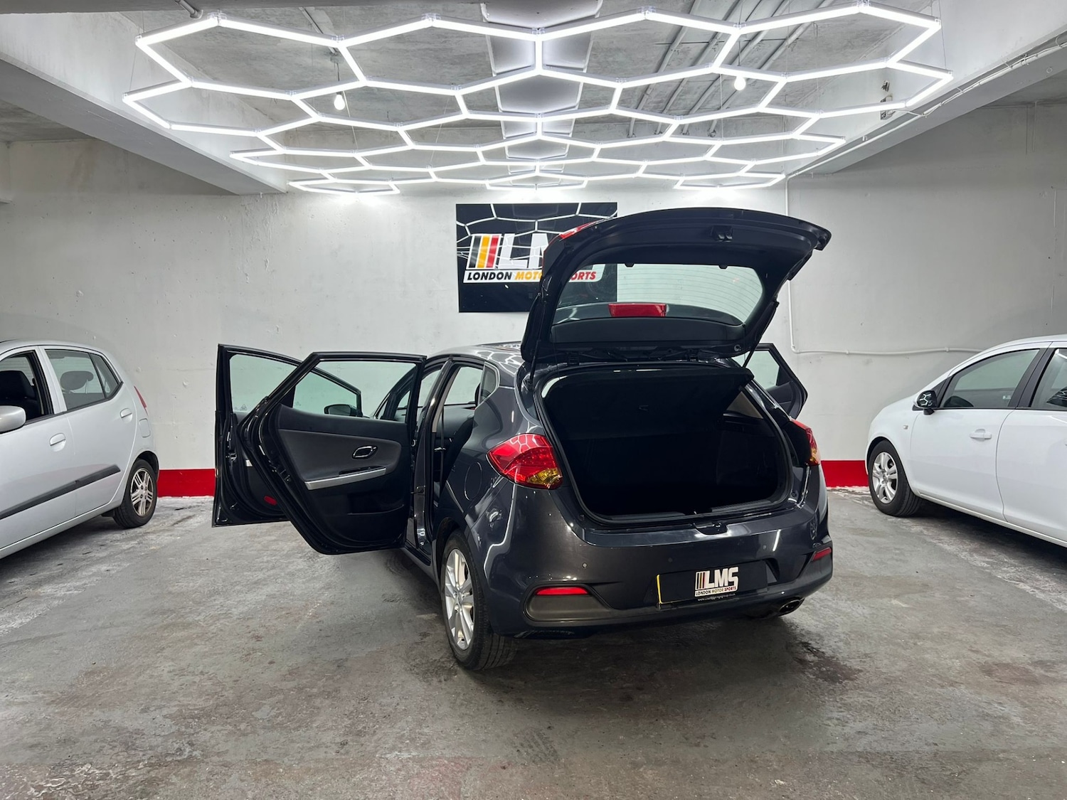 Used Kia Ceed 2014 for sale - 77461997: Photo 93