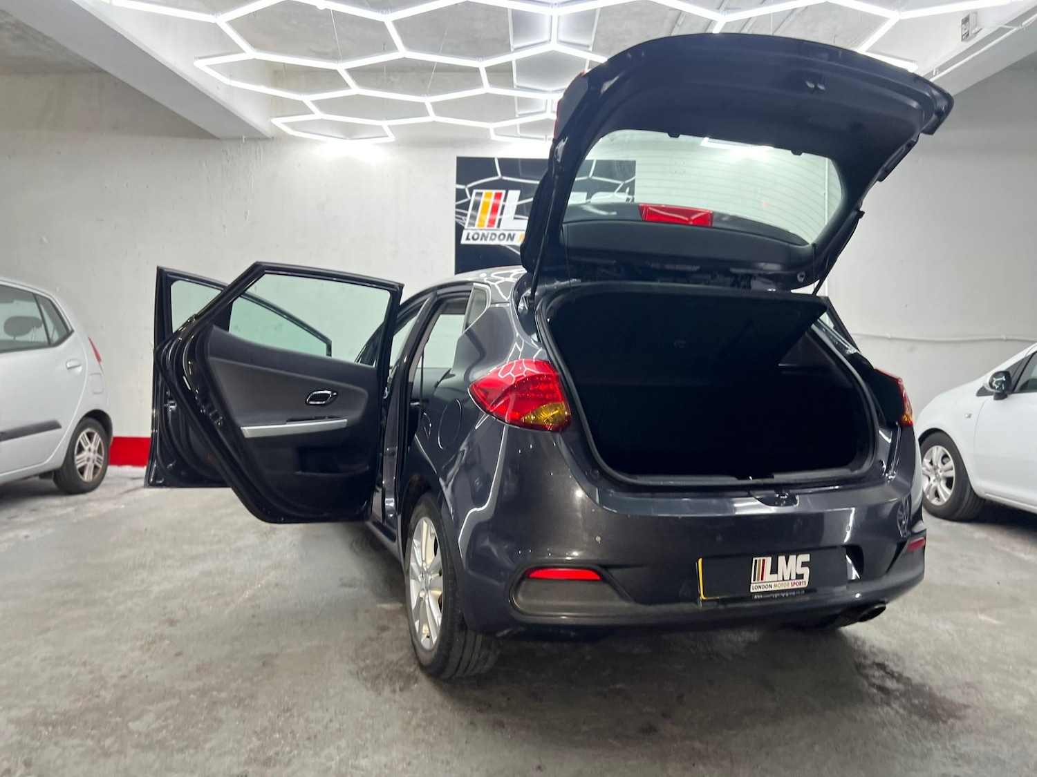 Used Kia Ceed 2014 for sale - 77461997: Photo 94