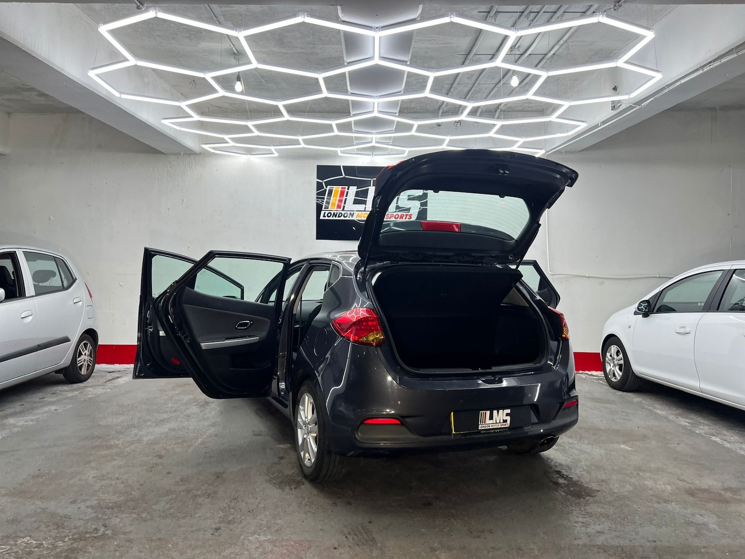 Used Kia Ceed 2014 for sale - 77461997: Photo 97