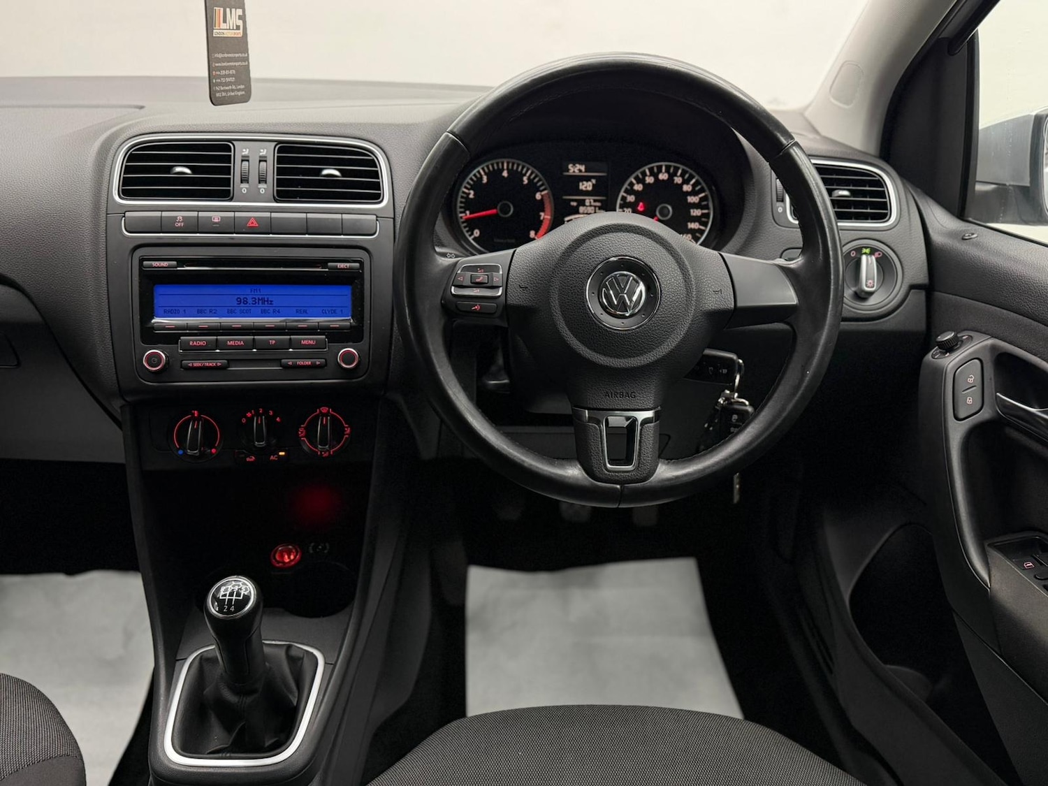 Used Volkswagen Polo 2011 for sale - 76891810: Photo 35