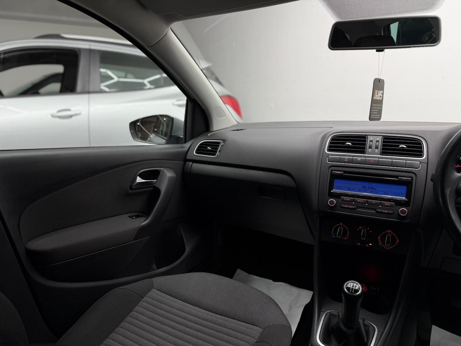 Used Volkswagen Polo 2011 for sale - 76891810: Photo 41