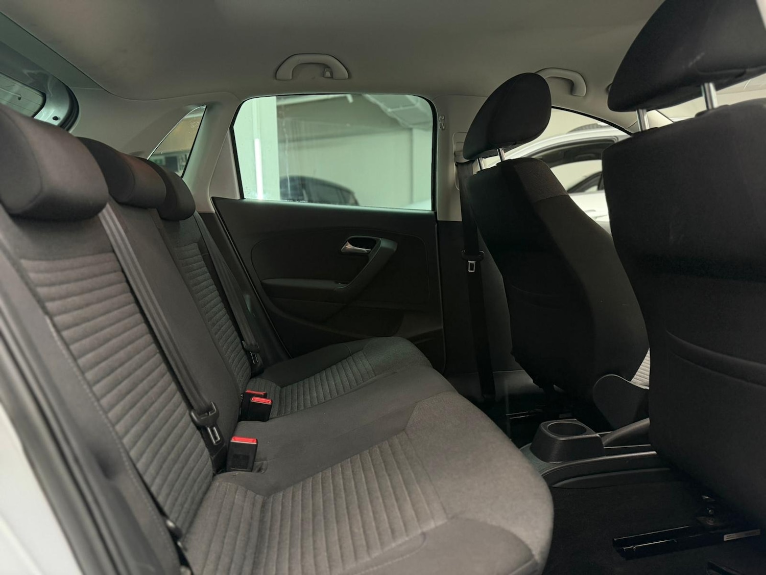 Used Volkswagen Polo 2011 for sale - 76891810: Photo 48