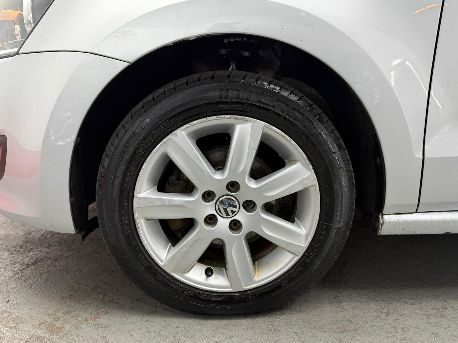 Used Volkswagen Polo 2011 for sale - 76891810: Photo 73