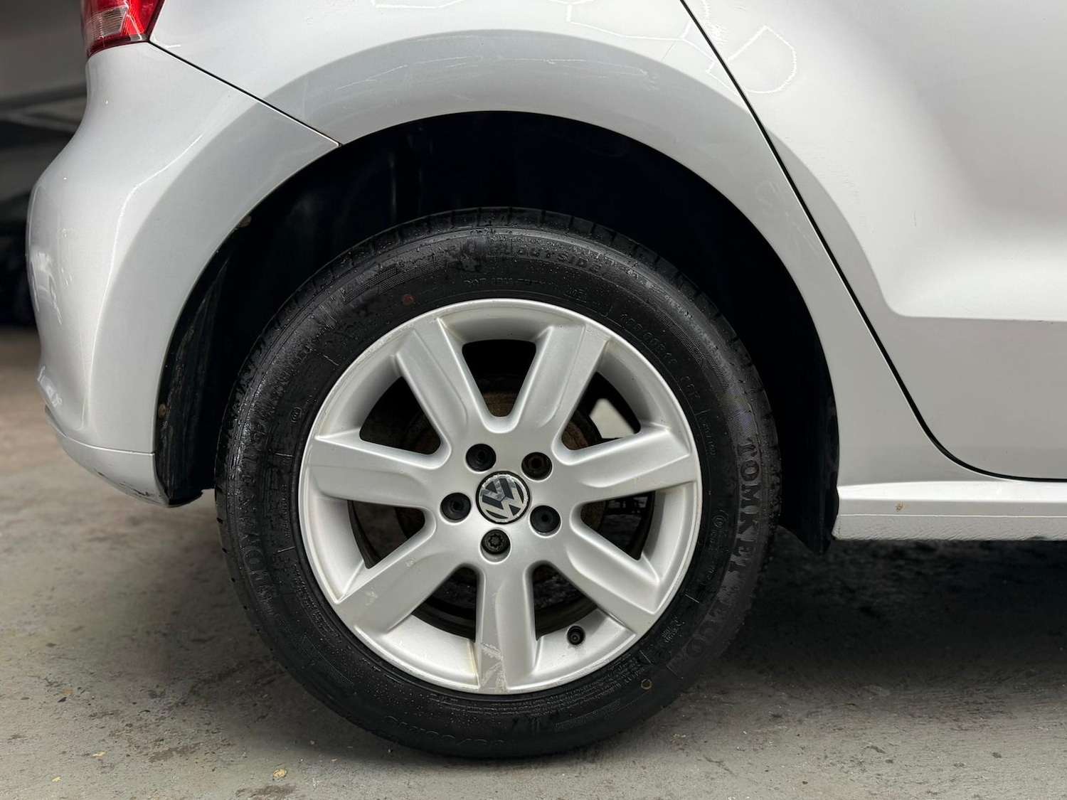 Used Volkswagen Polo 2011 for sale - 76891810: Photo 76