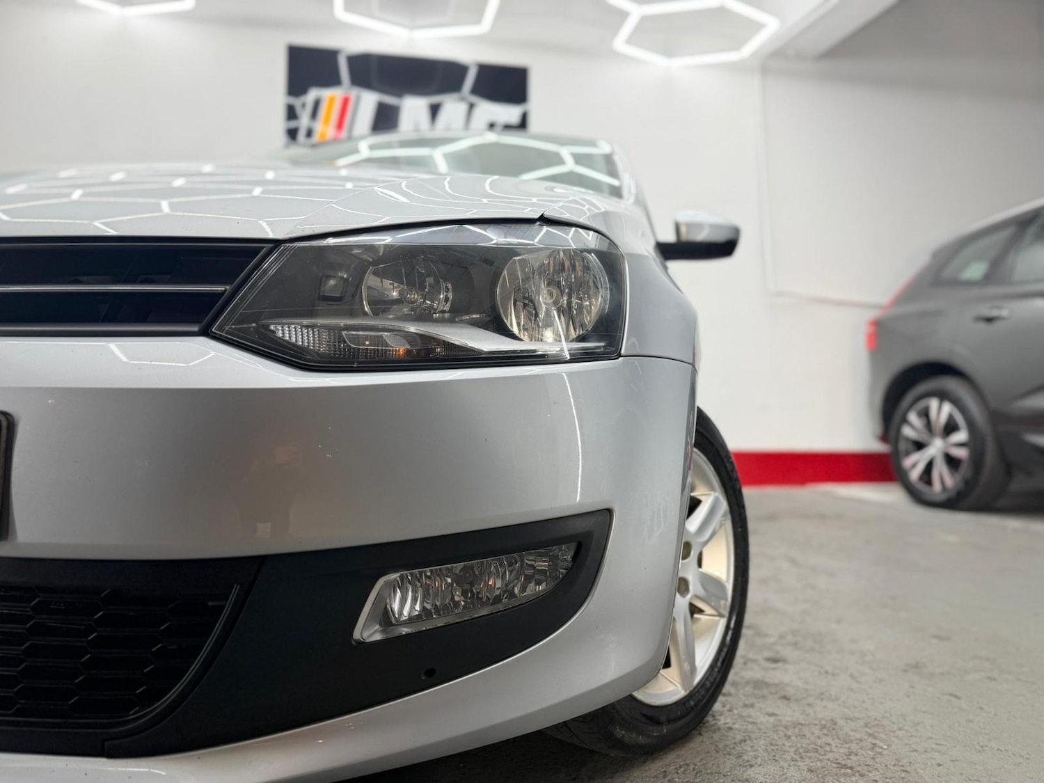 Used Volkswagen Polo 2011 for sale - 76891810: Photo 8