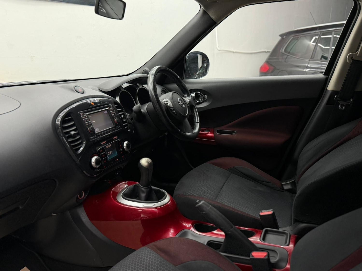 Used Nissan Juke 2012 for sale - 76766629: Photo 29