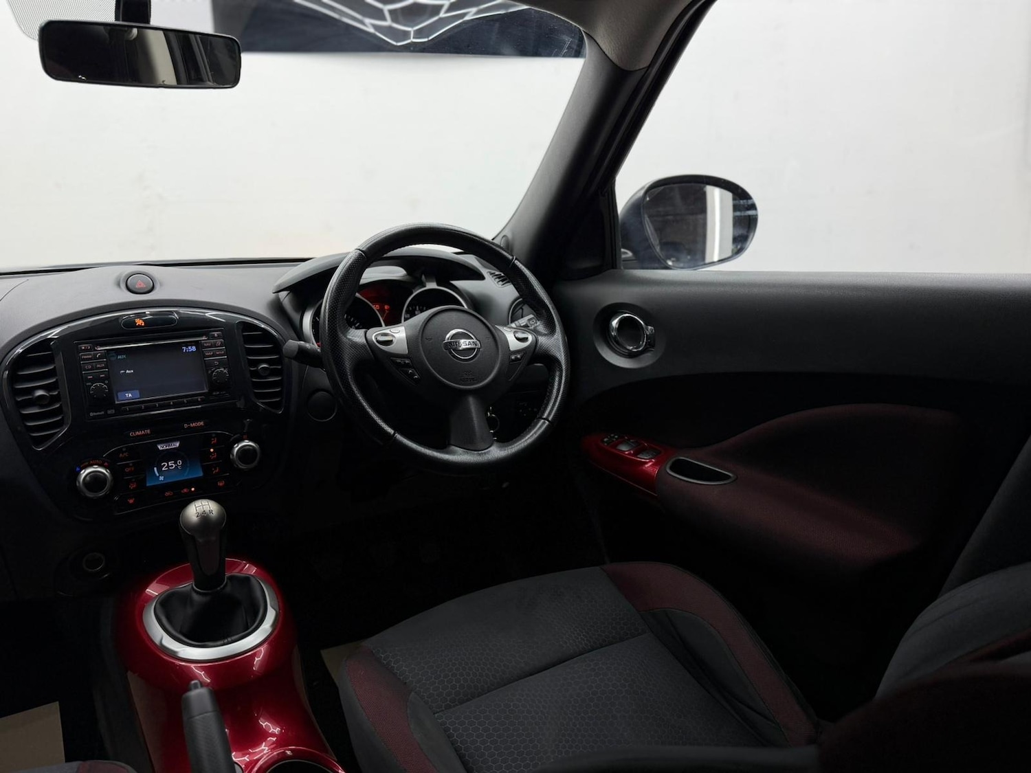 Used Nissan Juke 2012 for sale - 76766629: Photo 30