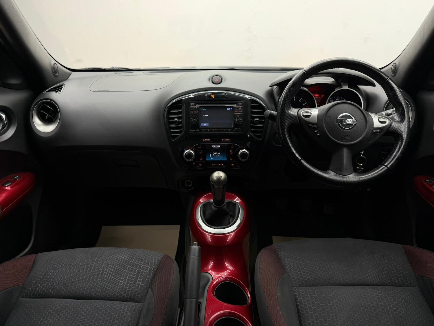 Used Nissan Juke 2012 for sale - 76766629: Photo 31