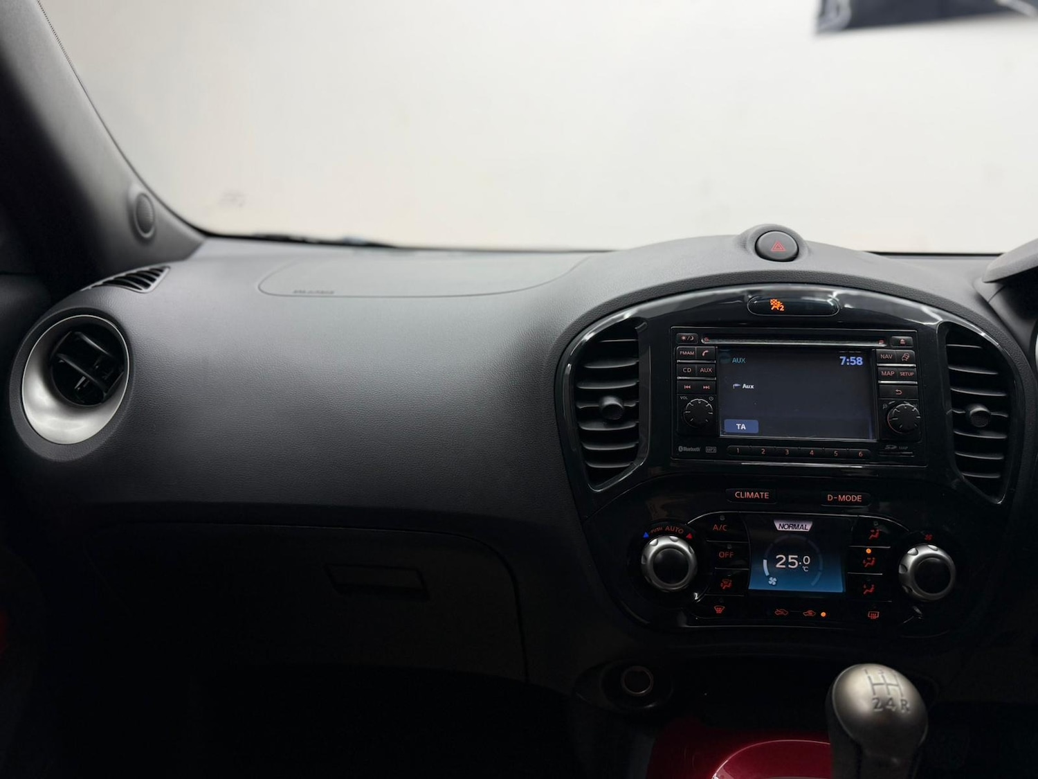 Used Nissan Juke 2012 for sale - 76766629: Photo 40