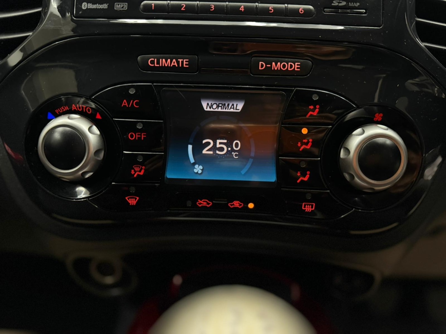 Used Nissan Juke 2012 for sale - 76766629: Photo 42