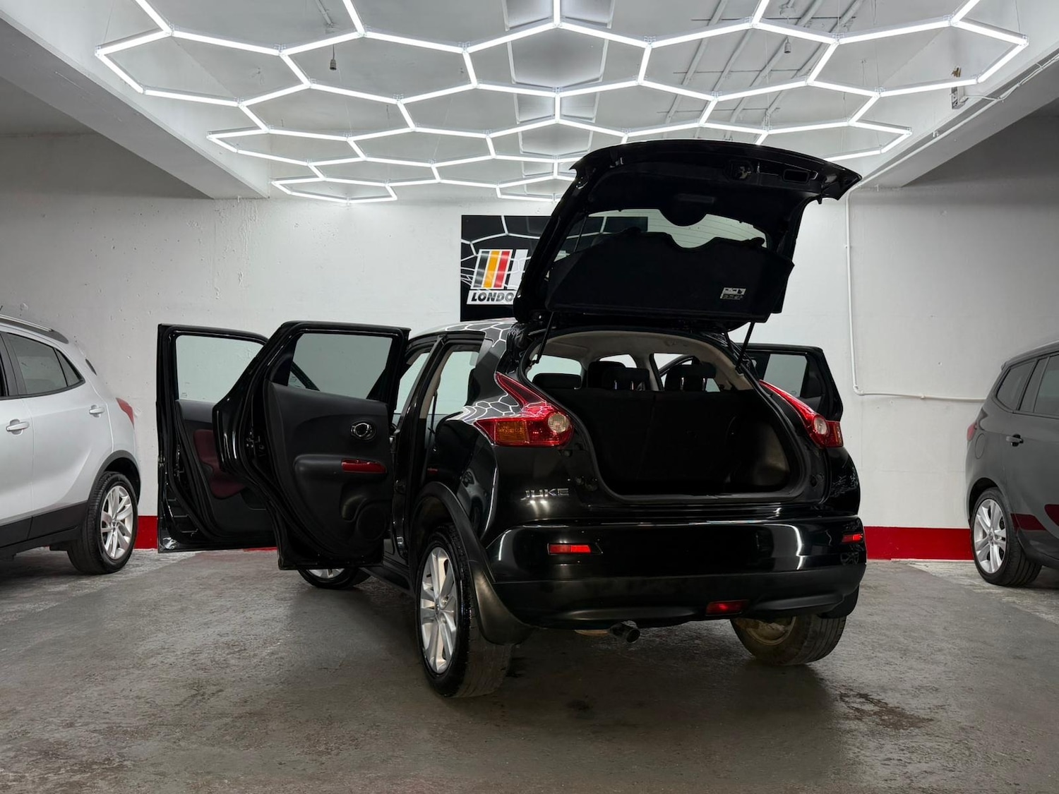 Used Nissan Juke 2012 for sale - 76766629: Photo 53