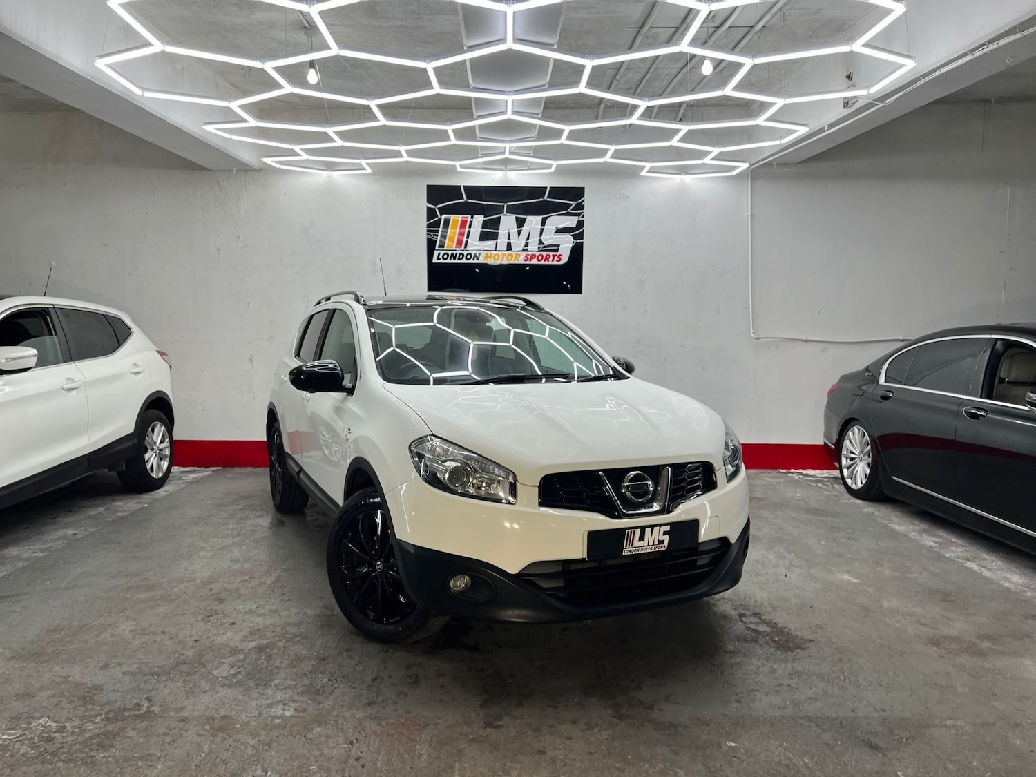 Used Nissan Qashqai 2013 for sale - 77762675: Photo 15