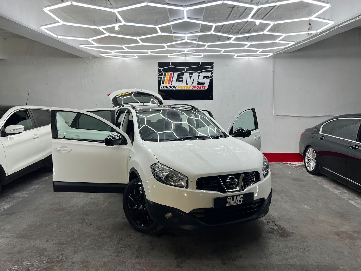 Used Nissan Qashqai 2013 for sale - 77762675: Photo 28