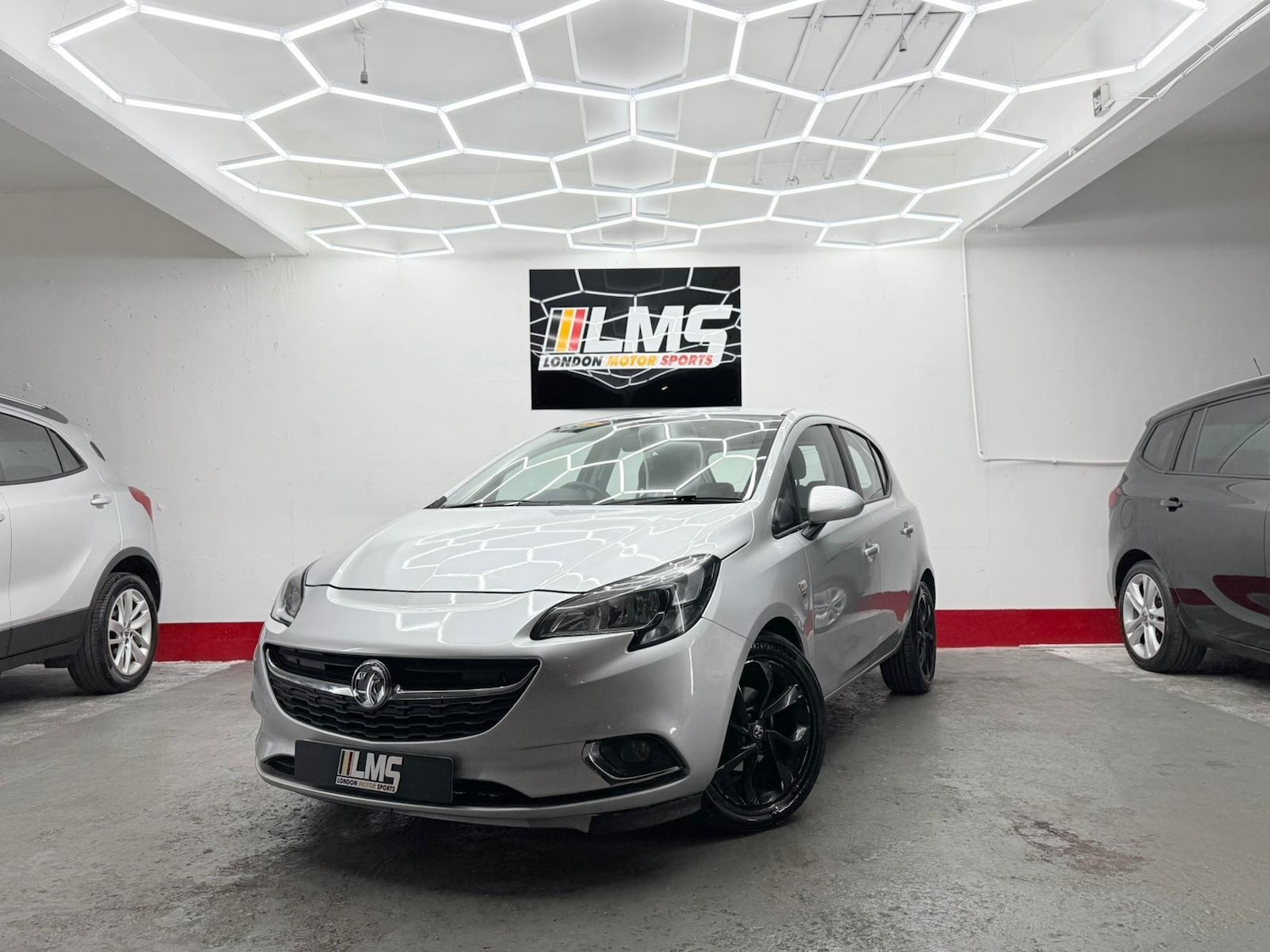 Used Vauxhall Corsa 2015 for sale - 76767177: Photo 4