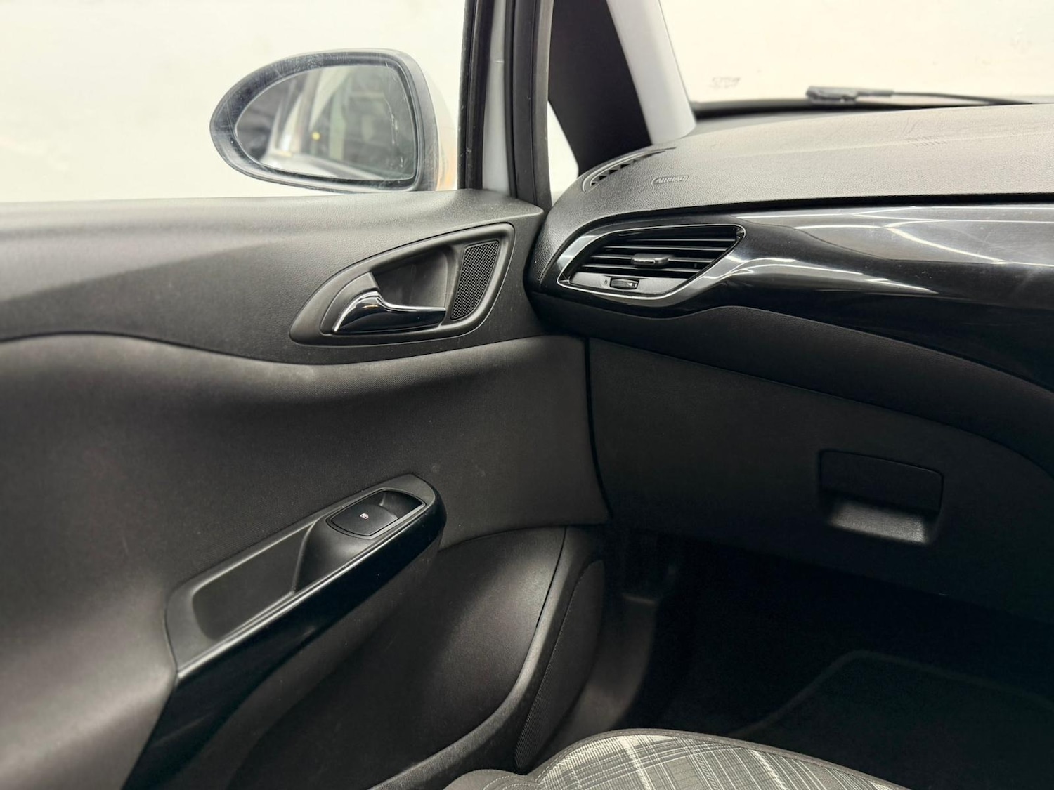 Used Vauxhall Corsa 2015 for sale - 76767177: Photo 49