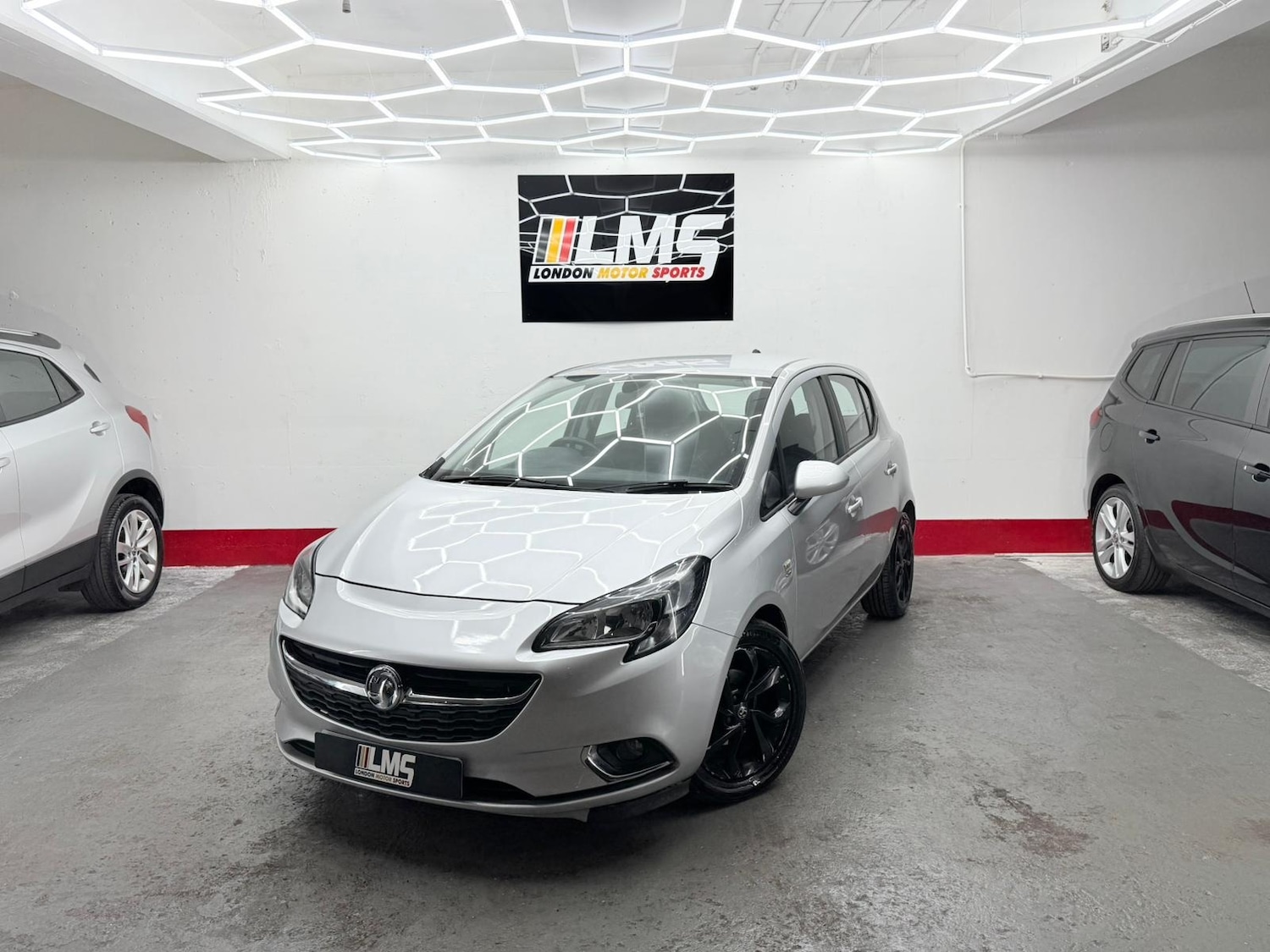 Used Vauxhall Corsa 2015 for sale - 76767177: Photo 8