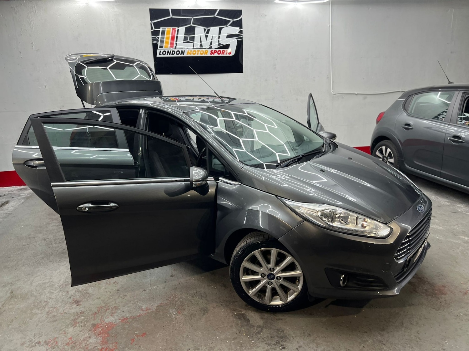 Used Ford Fiesta 2015 for sale - 77945277: Photo 44