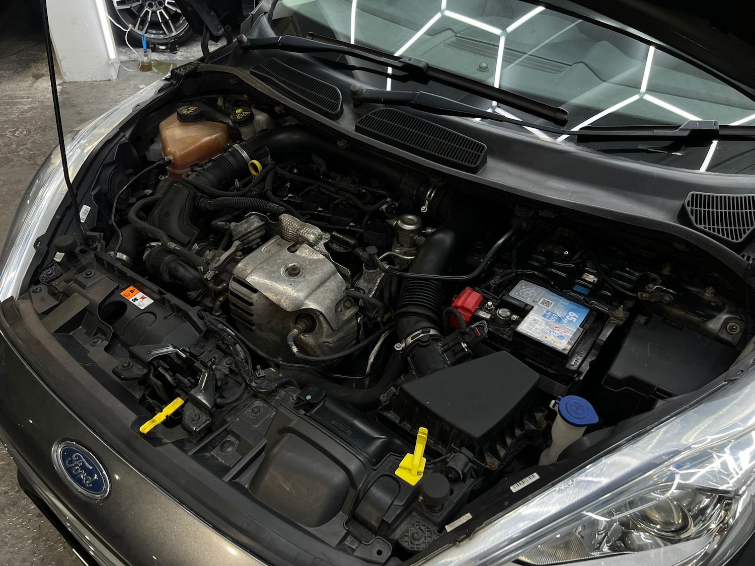 Used Ford Fiesta 2015 for sale - 77945277: Photo 50