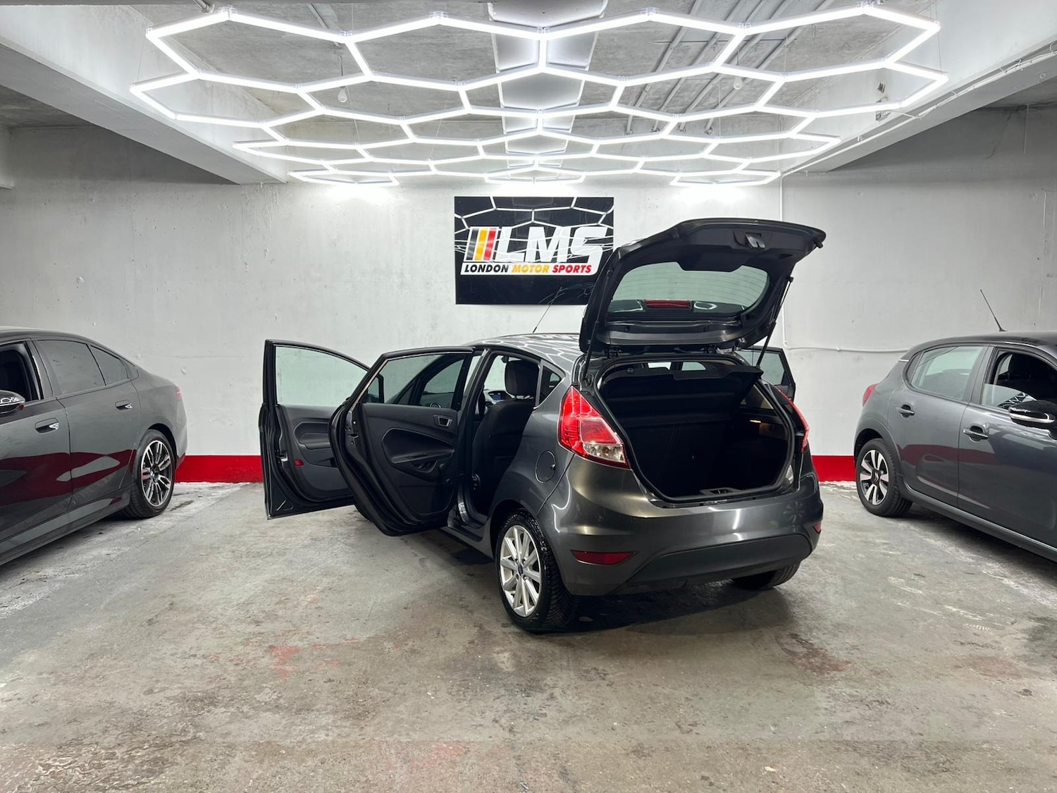 Used Ford Fiesta 2015 for sale - 77945277: Photo 81