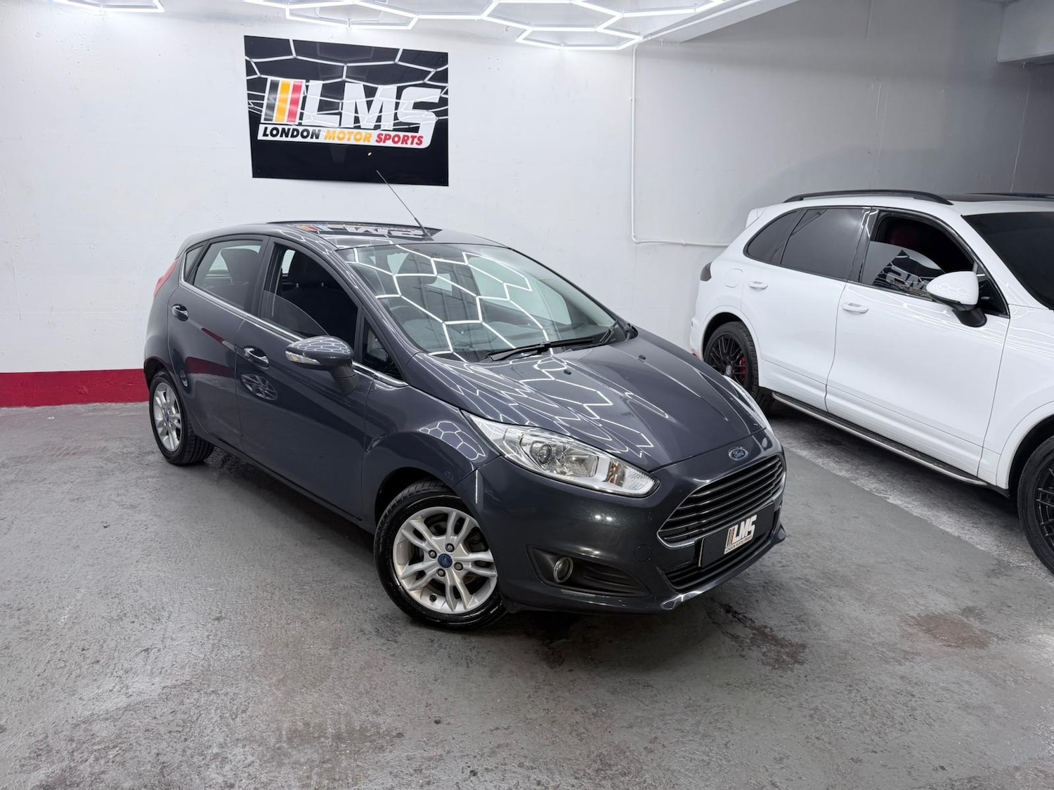 Used Ford Fiesta 2015 for sale - 76476268: Photo 16