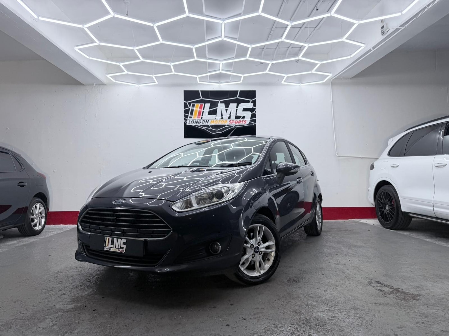 Used Ford Fiesta 2015 for sale - 76476268: Photo 3