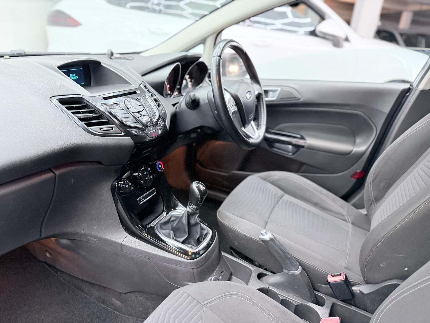 Used Ford Fiesta 2015 for sale - 76476268: Photo 71