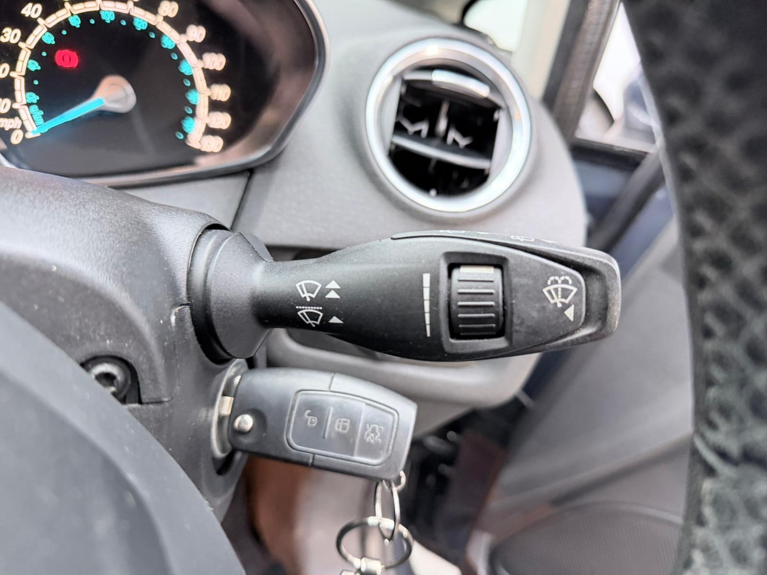 Used Ford Fiesta 2015 for sale - 76476268: Photo 79